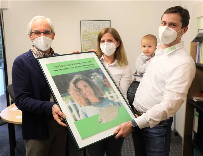 Carsten und Stefanie Groth überaschten Gerd-Peter Diehl. Foto: privat