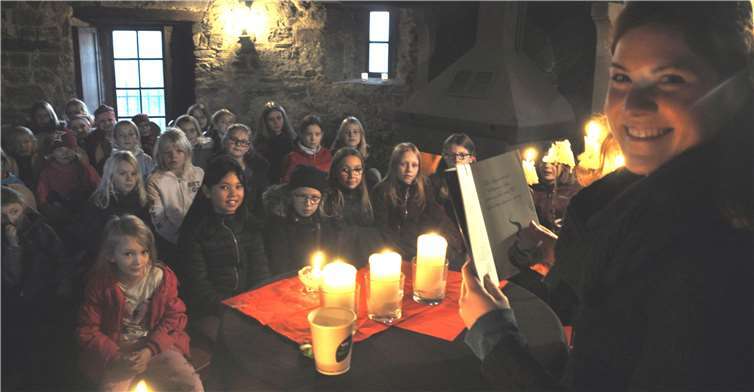 Charlotte Welling las bei Kerzenlicht im Hexenturm vor. Privat