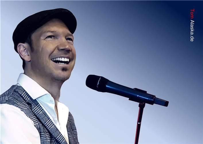 Charmant und stilvoll entführt Tom Alaska sein Publikum in die Welt des großartigen Chansonniers Udo Jürgens. Foto: privat