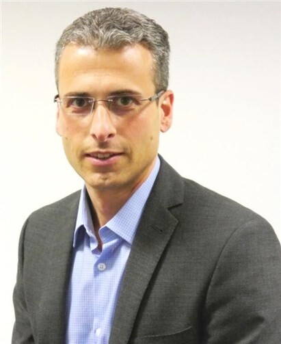 Chefarzt Dr. Temur Parulavaprivat