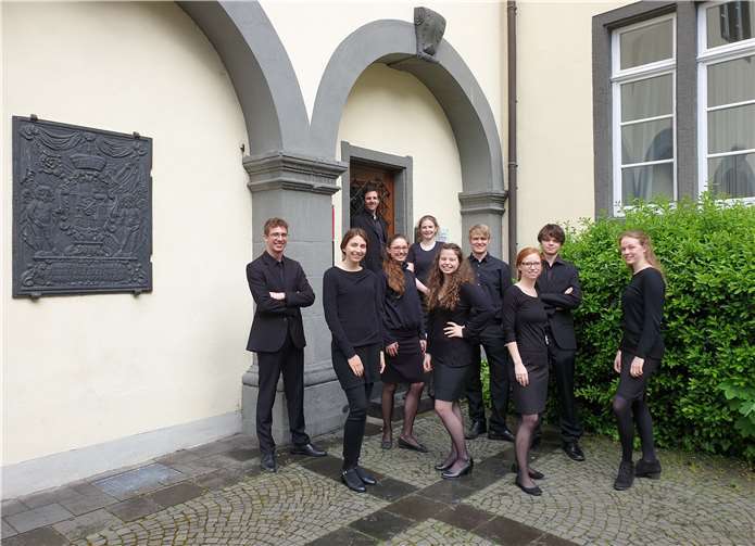 Chor Sine Nomine wird unterstützt durch StudentInnen der Musikhochschulen Köln und München. Fotos: privat