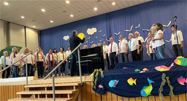 Chorkonzert in der Goloring-Halle in Wolken.  Foto: privat