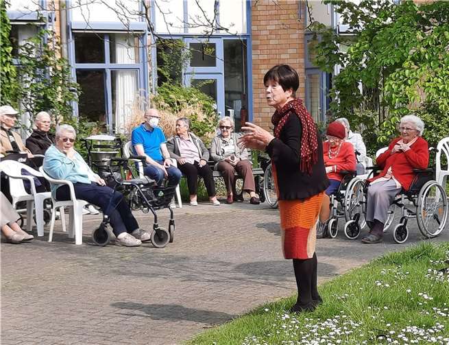 Chorleiterin Bernhöft erinnert an Jugendzeiten. Foto: privat