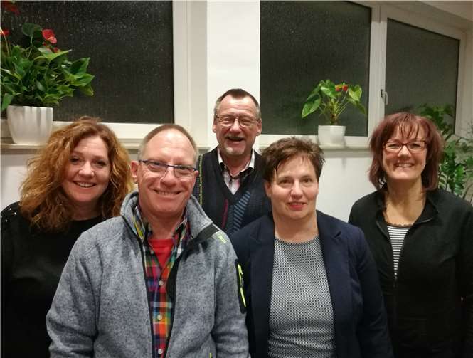 Chorleiterin Heike van der Linden, Frank Volmer, Michael Schmidt, Manuela Schmitz, Heike Reusch (v.l.n.r.)Foto: privat