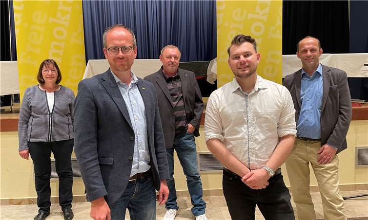 Christa Ewenz, Philipp Amberg, Waldemar Bondza, Sebastian Nelles und Alexander Buda (v.l.n.r). Foto: privat