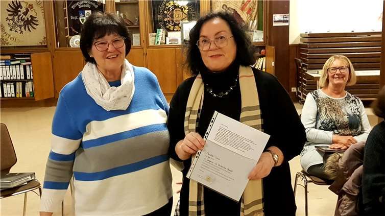 Christel Laux wurde für 40 Jahre aktive Mitgliedschaft herzlich geehrt
