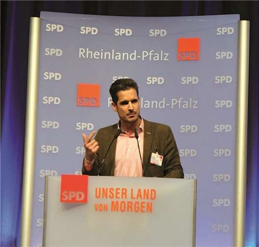 Christian Altmaier am Rednerpult. privat