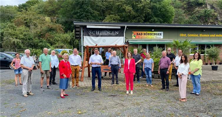 Christian Baldauf, Ellen Demuth, Erwin Rüddel, Heinz Schwarz und die CDU Unkel am Stuxhof in Unkel. Fotos: CDU Unkel