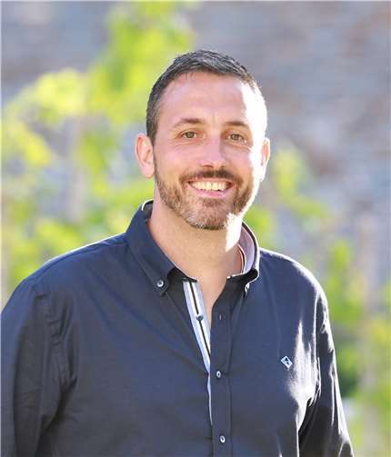 Christian Greiner steht den Andernacher Bürgerinnen und Bürgern in der FWG-Sprechstunde telefonisch zur Verfügung. Foto: FWG Andernach e.V.