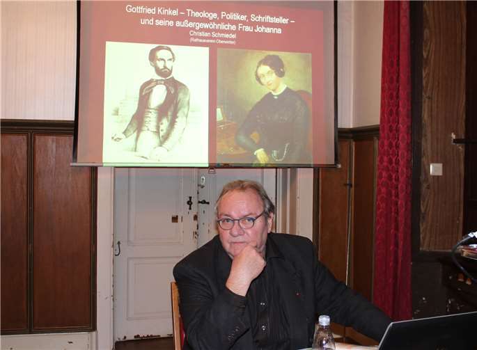 Christian Schmiedel berichtete im Turmgespräch über ein bedeutendes Bonner Paar im 19. Jahrhundert. HG