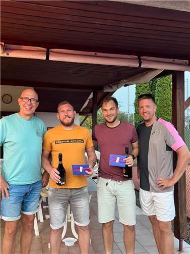 Christian Schneider und Norbert Happ waren die Sieger bei den Herren.