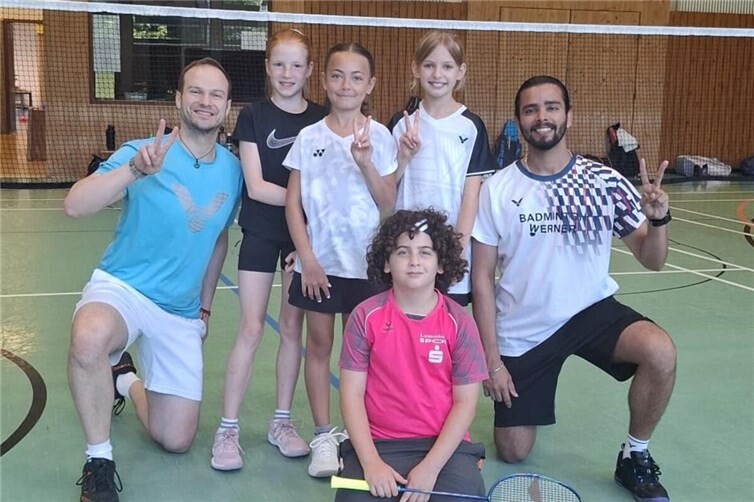 Christian Stern und Ajay Dhankhar mit den Rheinland-Kader-Kids U11