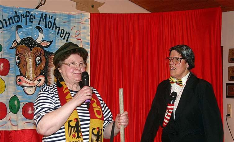 Christina Fuchs und Luise Senscheid trumpften als Lehrer und Schüler auf.