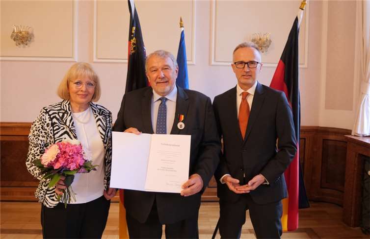 Christina Korzilius-Schüler, Kurt Schüler, SGD-Nord-Vize-Präsident Prof. Dr. Martin Kaschny;Foto: SGD Nord