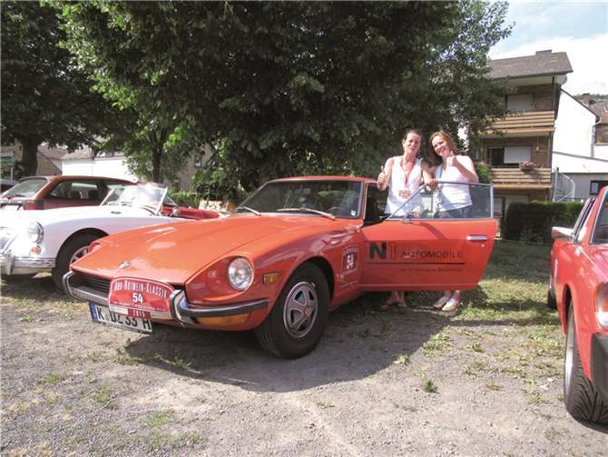 Christina Leitz und ihre Beifahrerin Marina Jacob nahmen in einem Datsun 240 Z an der Rallye teil.