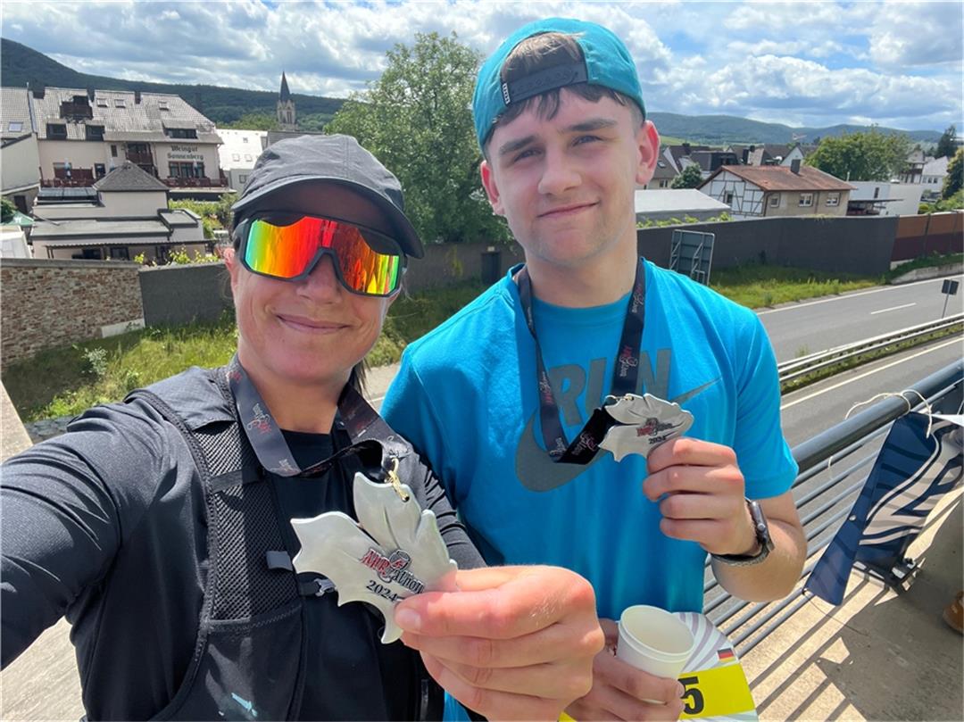 TGO-Läufer finishen beim Ahrathon