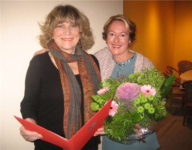 Christine Wießmann (l.) wurde für 40-jährige Mitgliedschaft ausgezeichnet. privat