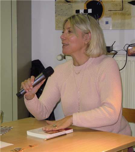 Christine Wirtz las aus ihrem Bestseller.privat