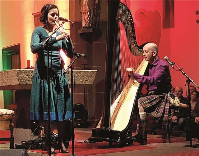 Christoph Sauniere und Joanne McIver verzauberten ihre Fansmit schottischen und irischen Klängen auf allerhöchstem Niveau.