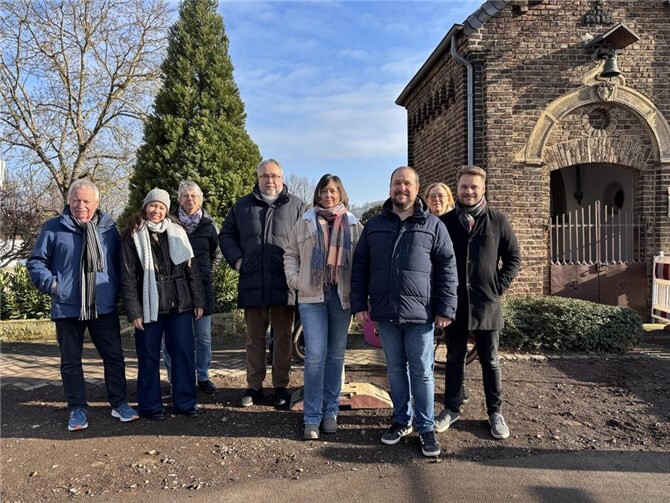 Christoph Scheuer im Austausch mit Anwohnenden und Interessierten im Stadtteil Green.  Foto: Christoph Scheuer
