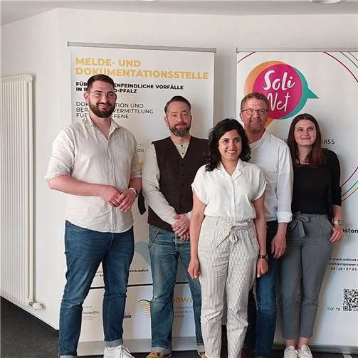Christopher Bündgen, Rolf Kniepen, Misbah Khan, Carl-Bernhard von Heusinger, Kim Theisen.  Foto: Büro von Heusinger