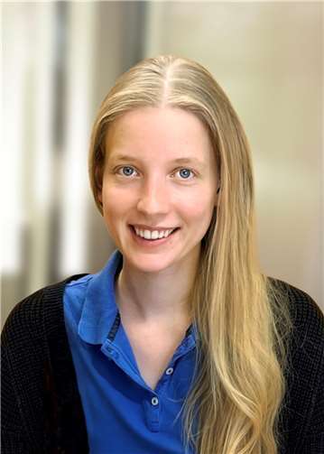 Cindy Klink, Influencerin und Cochlea Implantat Trägerin.