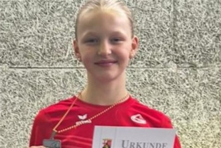 Clara Sophie Keller (W14) konnte sich über eine eine Spitzenleistung über 60 m Hürden freuen.