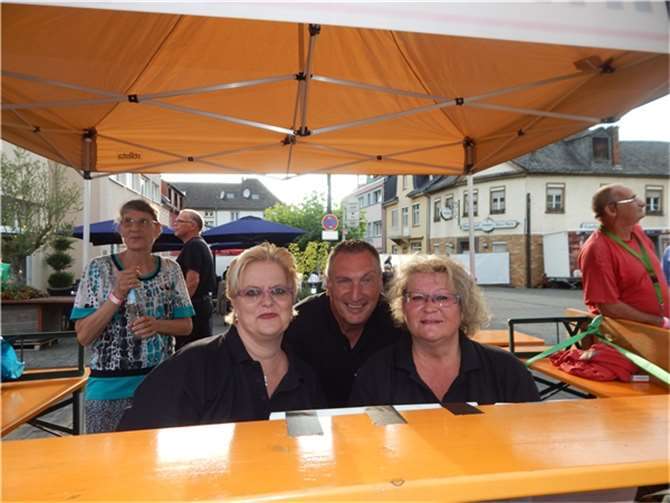 Claudia Ferber, Thomas Appelbaum und Hildegard Weiler vom Festausschuss Bendorfe...
