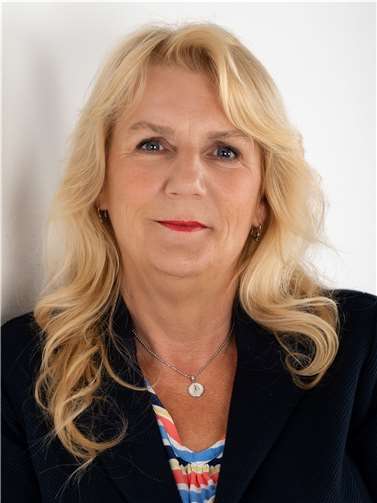 Claudia Marbach-Mais kandidiert für die SPD um das Bürgermeisteramt in Mendig. Foto: Foto Flueck