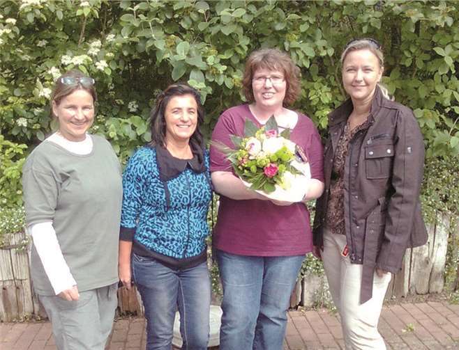 Claudia Sägebarth (3.v.l.) mit den tatkräftigen Eltern (v.l.) Claudia Schneider, Arlena Reichel und Stefanie Koch.