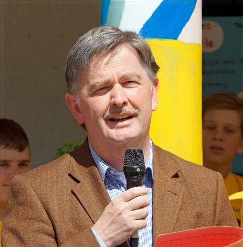 Claus-Dieter Schnug gab eindrucksvolle Einblicke in das 270 Jahre alte Schulgeschehen der Gemeinde.