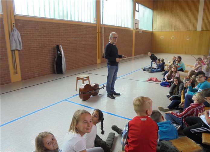 Claus Kanngiesser erzählte, wie er zum Cellospiel kam.