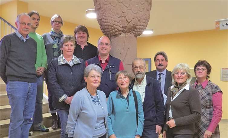 Cochemer Netzwerk Alphabetisierung und Grundbildung v.l.:J. Schlachter (IB), T. Welke (Bistum Trier), M. Meyes-Cuy (Caritas), M. Thiel (KVHS), R. Novaki (GrubiNetz), E. Scheer (SKF), Paul Heck (KEB), G. Schnitzler (SKF), M. Schnitzler (Treffpunkt Deutsch), H. Jellinek (Jobcenter), M. Oster (Dozentin), H. Brengmann (Gleichstellungsbeauftragte). Kreisverwaltung Cochem-Zell