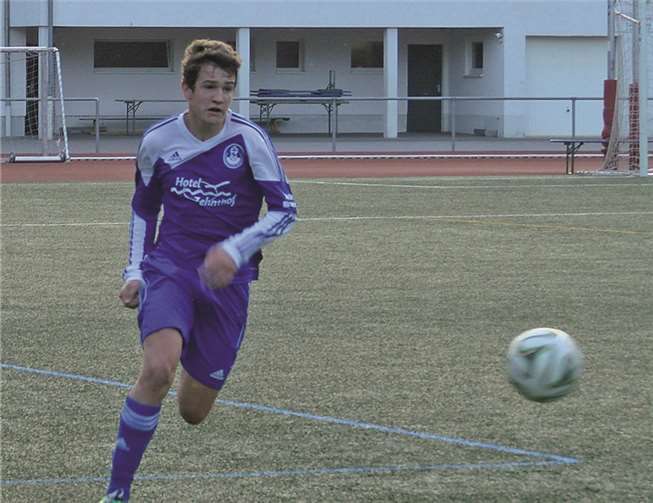 Cochems Kapitän Christian Franzen läutet Sahnehalbzeit gegen Mayen ein. privat