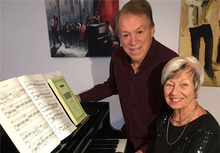 Colin Hills und seine Ehefrau Margaret.Privat