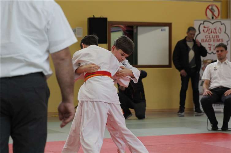 Drei Podestplätze für Urmitzer Nachwuchs-Judoka bei Rheinlandturnier Colin Ihrlich im Kampf.