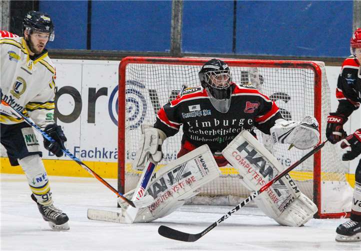 Constantin Schönfelder (im Tor) und Andre Bruch beim Spiel der Saison.EGDL/fischkoppmedien