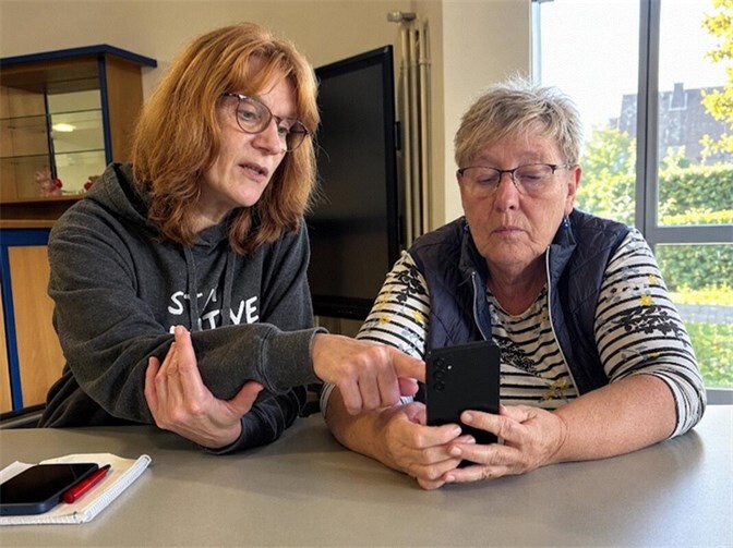 Corinna Walter startet mit erster Sprechstunde als Digitalbotschafterin.