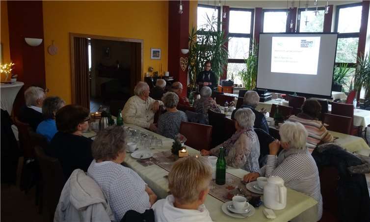 Cornelia Brodeßer referiert zum Thema. Fotos: ProMendig e.V.