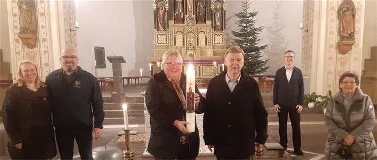 Cornelia und Joachim Praml, Elisabeth und Horst Schmitz, Pfarrer Norbert Missong und Monika Leinz.Foto: privat