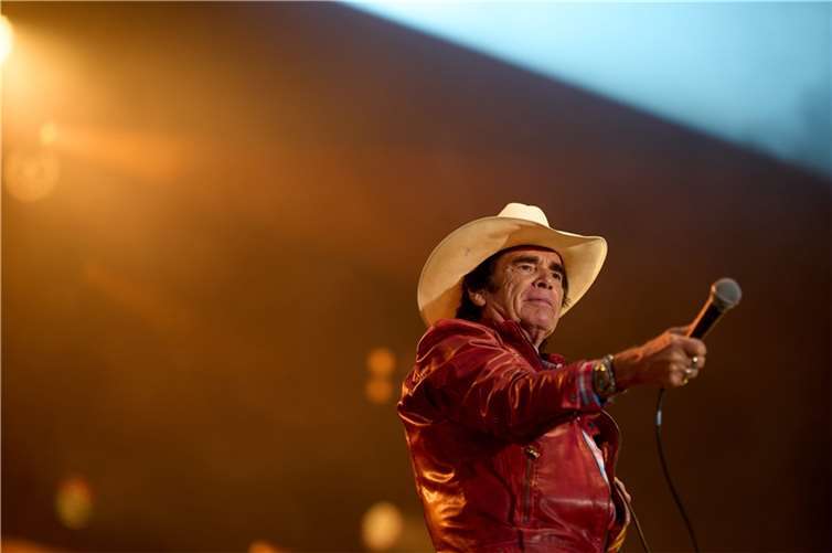 Countrygröße Tom Astor bei seinem Auftritt.  Foto: Thomas Frey