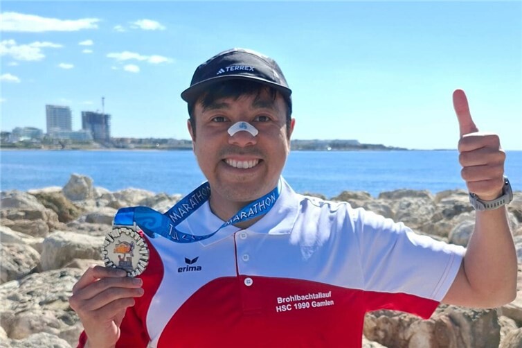 Cuong Tran - Erfolgreich beim UniperMarathon in Düsseldorf in starken 3:24:00 Std. - Hier Foto vom HM in Zypern am 8.3.26 in 1:36:13 Std.
