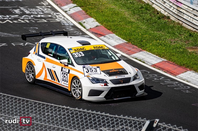 Cupra TCR