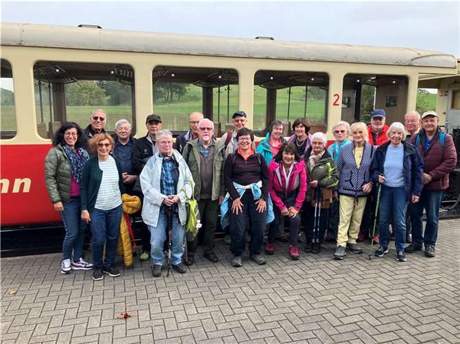 DDie Gruppe reservierte einen Waggon in der Brohtalbahn.  Foto: privat
