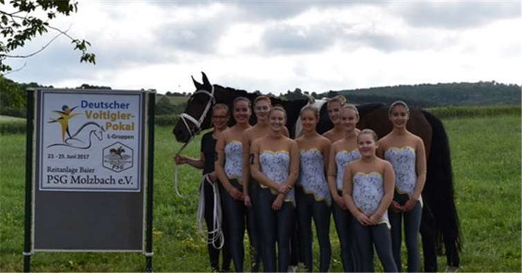 DIe Bad Emser Voltigiererinnen beim DVP Molzbach und LM Trier. PSV Bad Ems