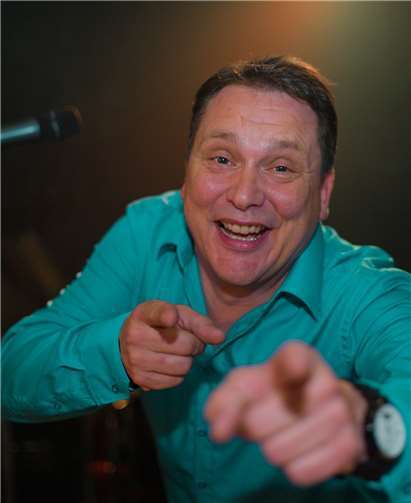 DJ „Johannes Held“ steht für Stimmung pur! © SWR1