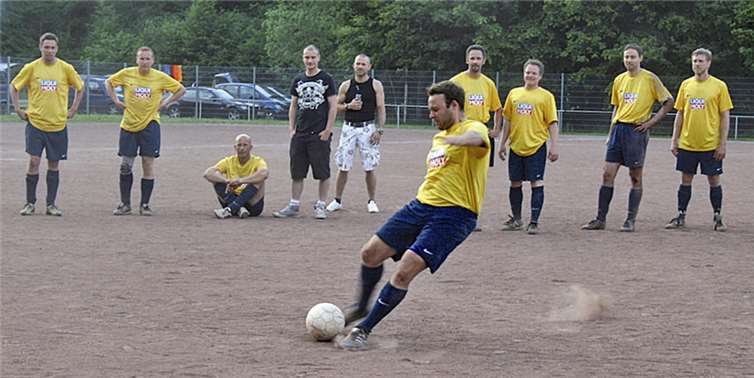 DJK-Cup: 2012 war’s spannend bis zuletzt, als der Sieger erst nach dem Elfmeterschießen feststand.privat