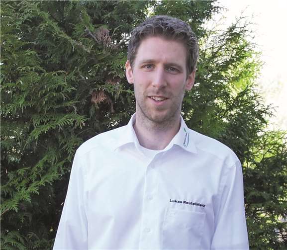 Da der jüngste Gärtnermeister der Familie, Lukas Reutelsterz mit den Vorbereitungen für seine kirchliche Trauung beschäftigt war, konnte er zum Fototermin seines Großvaters leider nicht erscheinen.