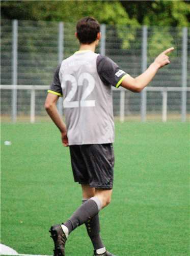 Da geht‘ Richtung Aufstieg, scheint Metternichs Marcel Stieffenhoher hier sagen zu wollen.