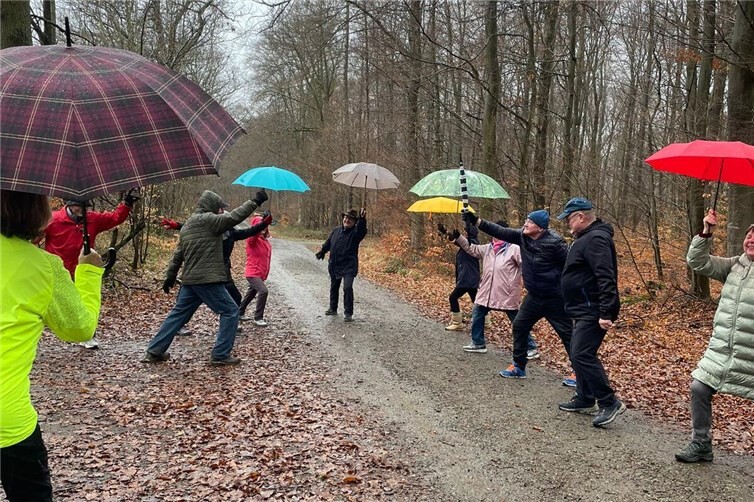 Dabei zeigt die Outdoor-Fitness-Gruppe eindrucksvoll: Gesundheit kennt kein schlechtes Wetter, sondern nur gute Gründe, aktiv und fit zu bleiben.